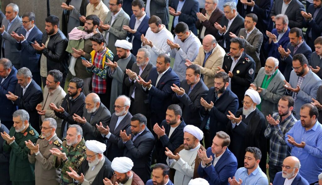 کفایت نماز جمعه مسافر از نماز ظهر